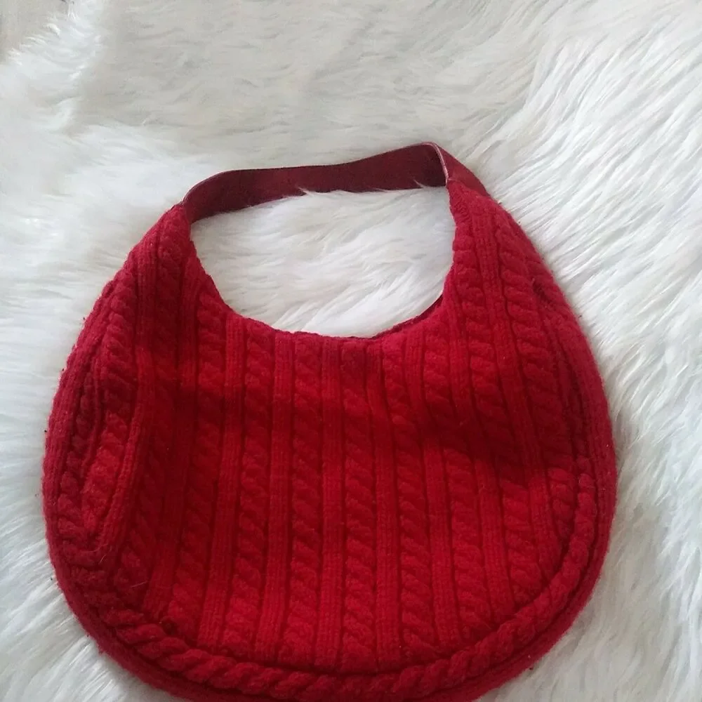 GAP Red Cable Knit Lambswool Hobo Shoulder Bag Suede Strap Toggle Y2K Vintage